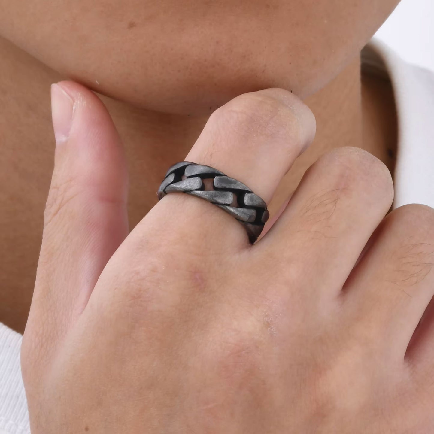 Ring Ashline