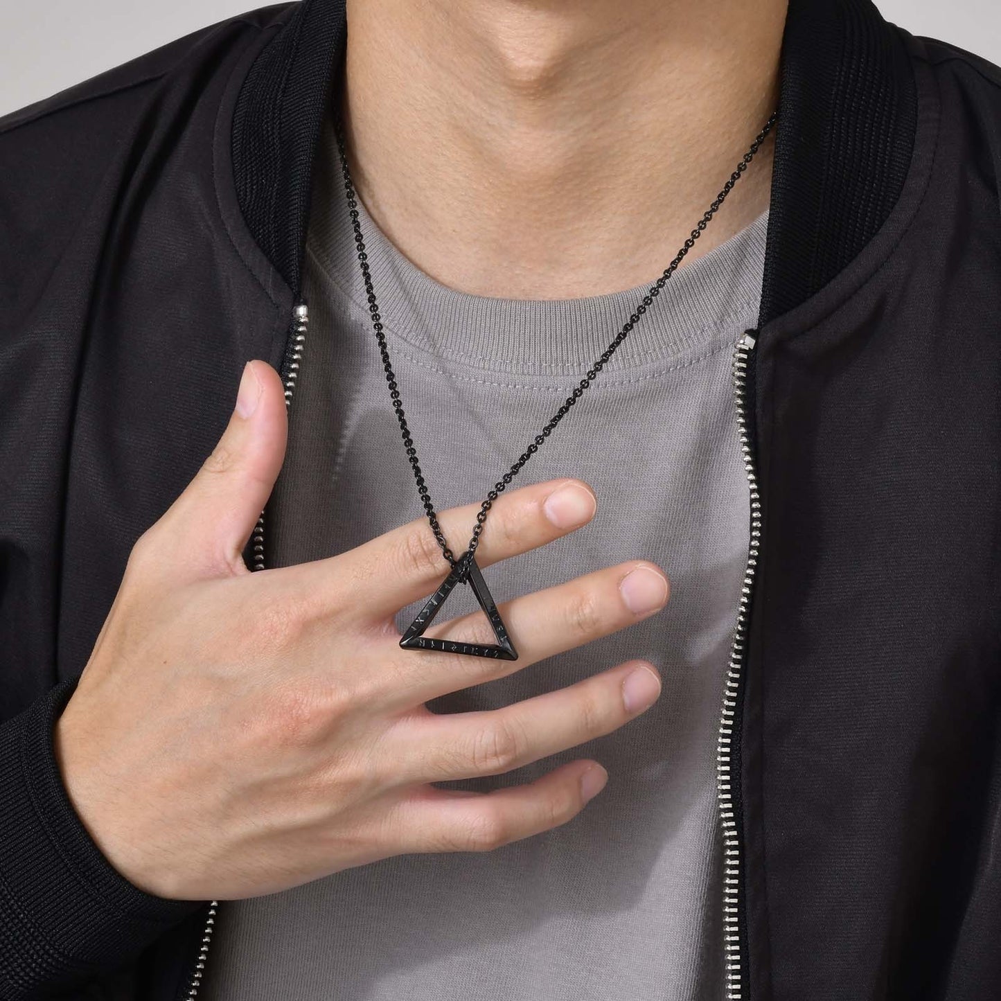 Halsband Viking Triangle